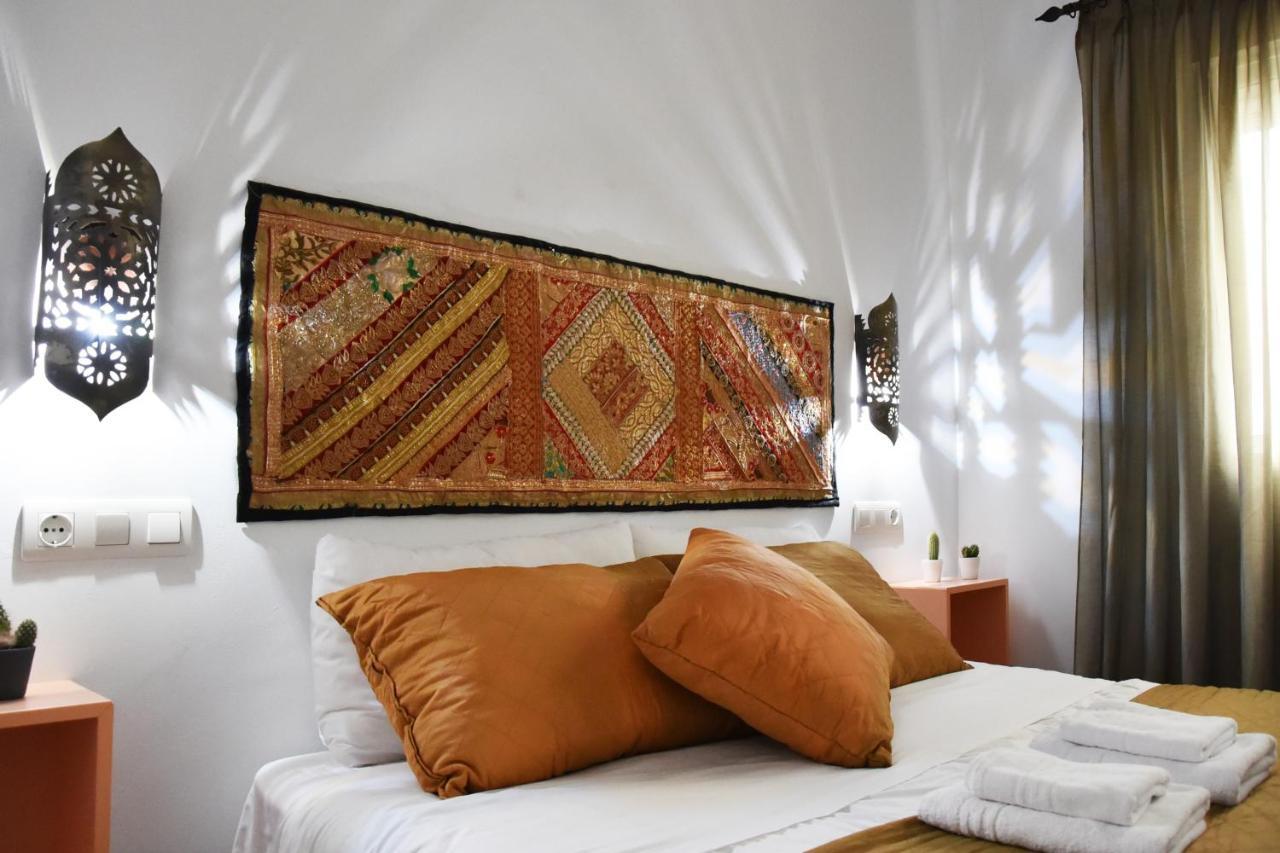 Puerta Real Apartamentos Seville Ngoại thất bức ảnh