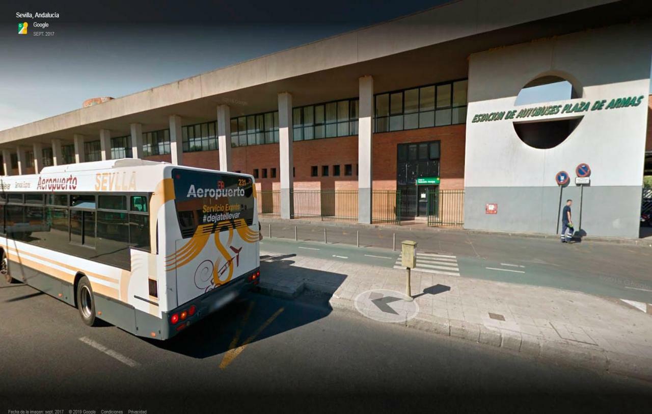 Puerta Real Apartamentos Seville Ngoại thất bức ảnh